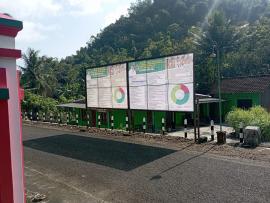 Pemasangan Baliho APBKal Tahun Anggaran 2026 dan LPJ APBKal Tahun Anggaran 2025